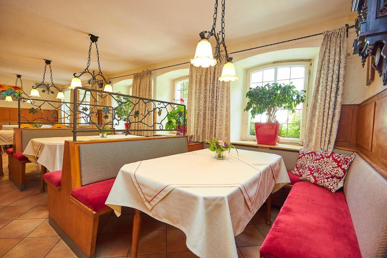 באד וינדסהיים Flair Hotel Zum Storchen מראה חיצוני תמונה