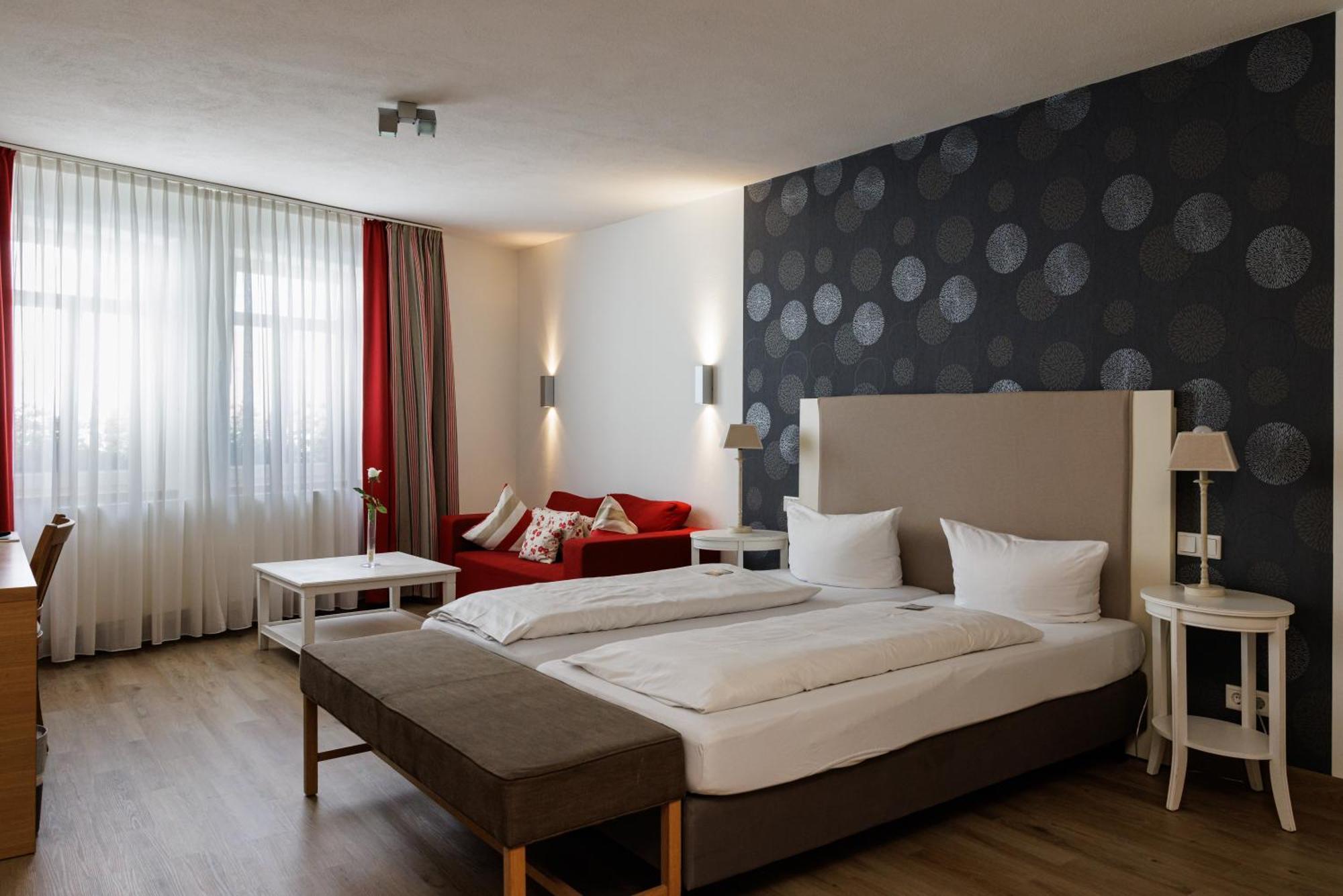 באד וינדסהיים Flair Hotel Zum Storchen מראה חיצוני תמונה