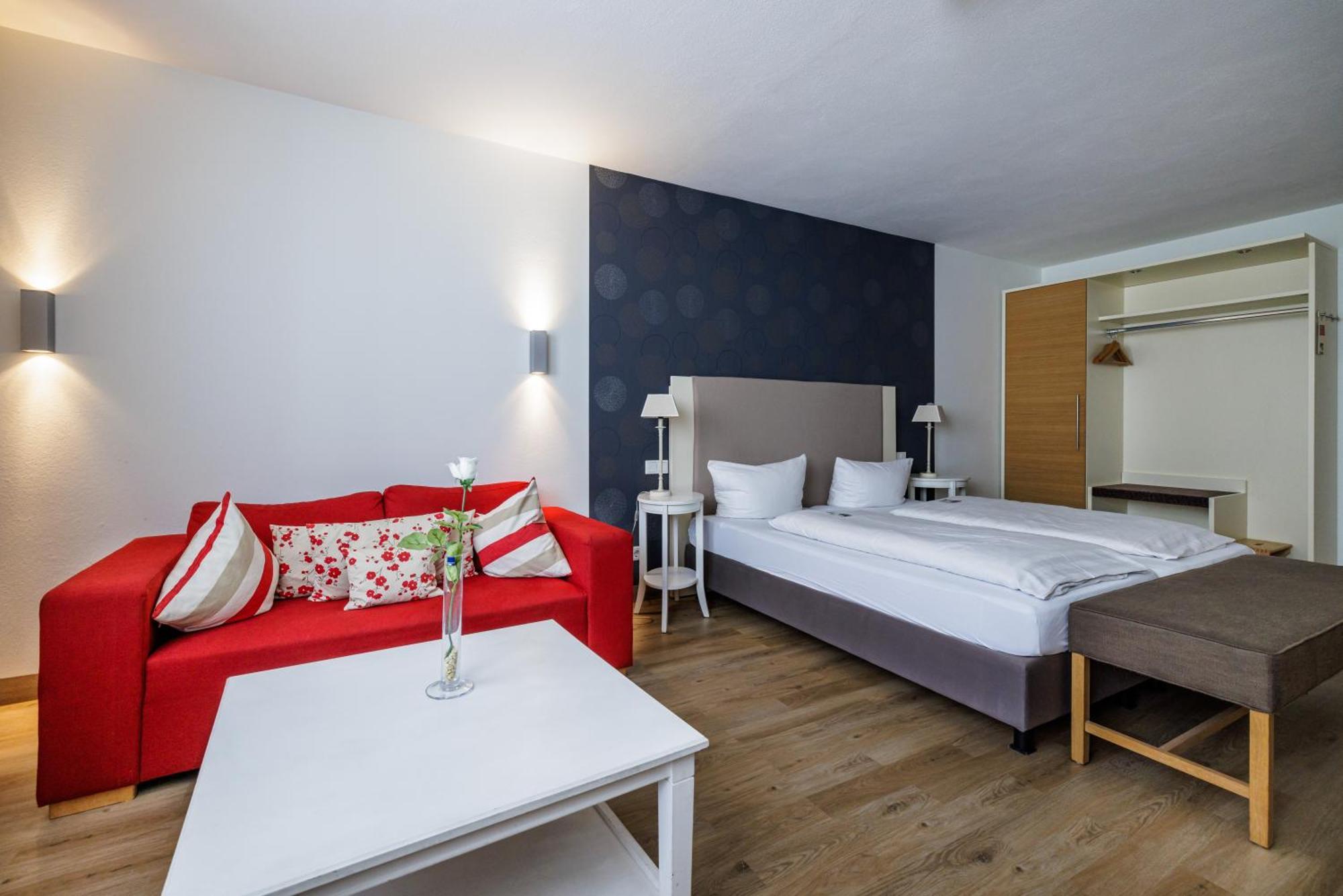 באד וינדסהיים Flair Hotel Zum Storchen מראה חיצוני תמונה